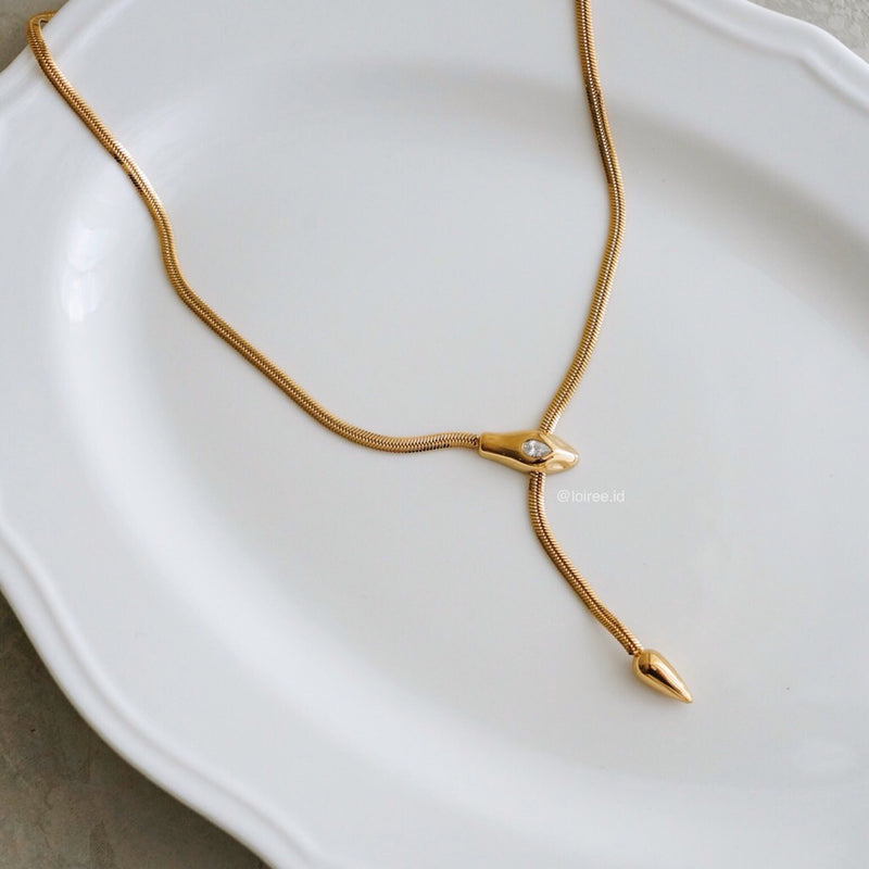 LOIREE - LENNOX Snake Pendant Necklace - Gold Plated
