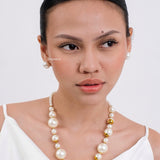 LEILA Flat Pearl Earrings - 18K Gold Plated Stainless Steel