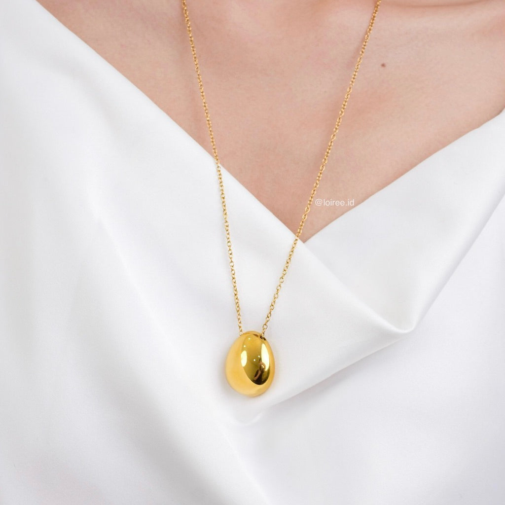 SHILOH Long Pendant Necklace - 18K Gold Plated Stainless Steel
