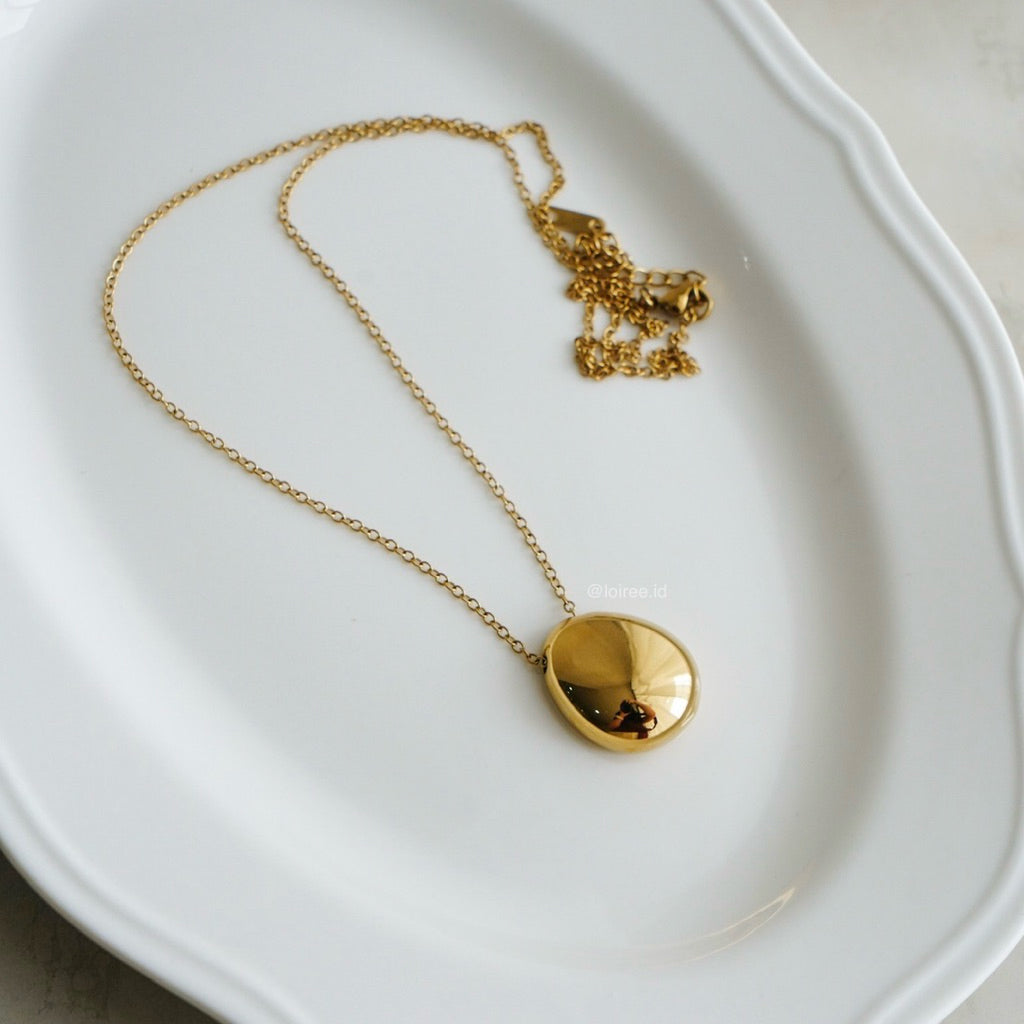 SHILOH Long Pendant Necklace - 18K Gold Plated Stainless Steel