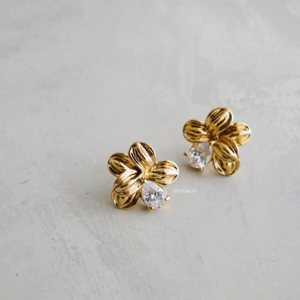 LOIREE - PAISLEY Flower Zirconia Earrings - Gold Plated