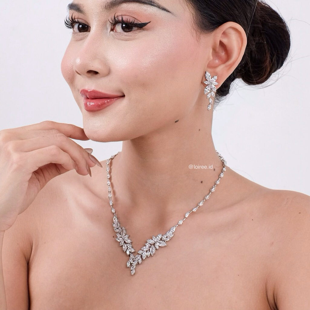 ELLOWYN Zirconia Marquise Bridal Necklace and Earrings Set - Wedding