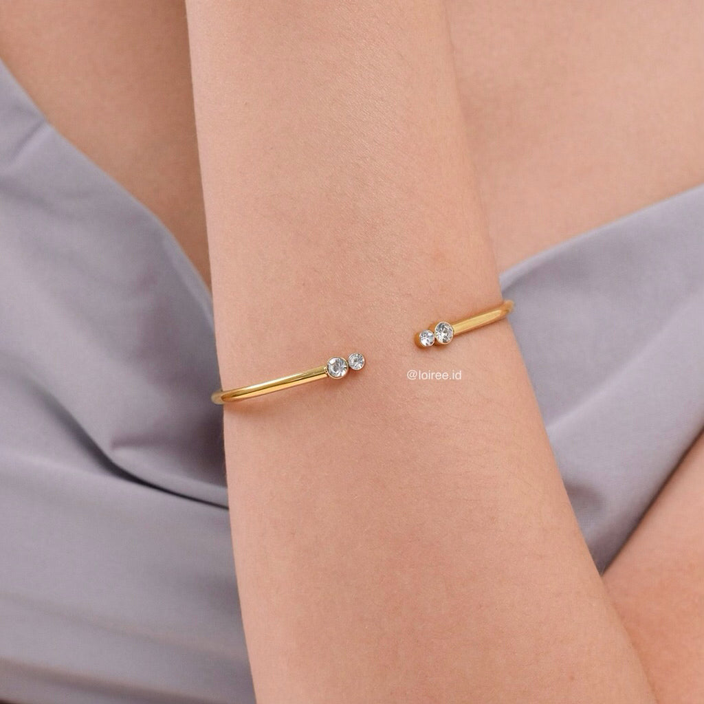 LOIREE - ROAN Cuff Bangle Bracelet - Gold Plated Stainless Steel