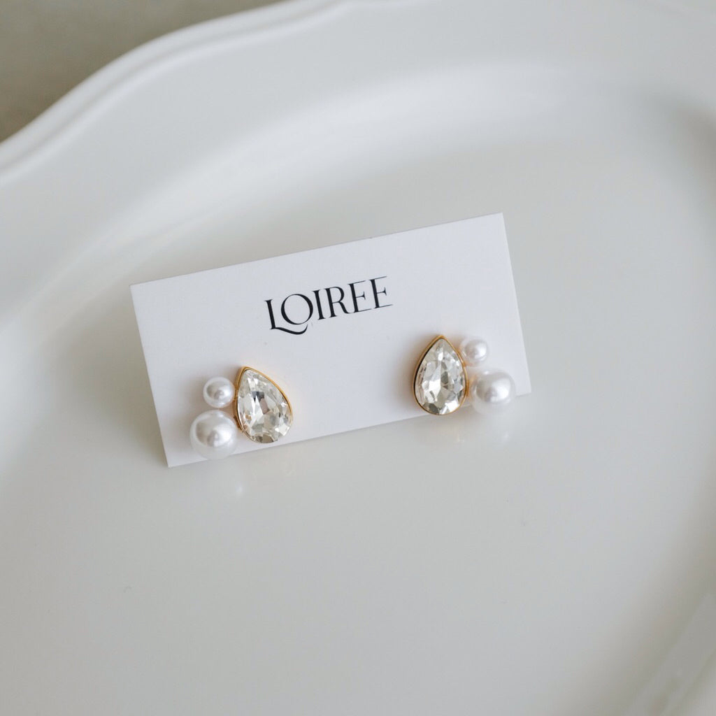 LOIREE - BIJOU Teardrop Pearl Earrings - Gold Plated Stainless Steel