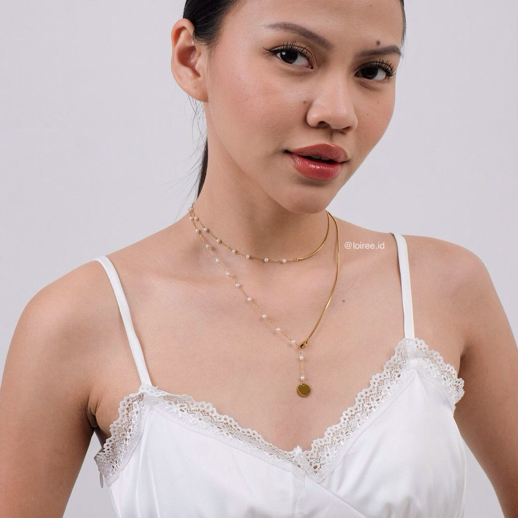 LOIREE - LAYNE Pearl Snake Chain Necklace - Gold Plated Stainless Steel