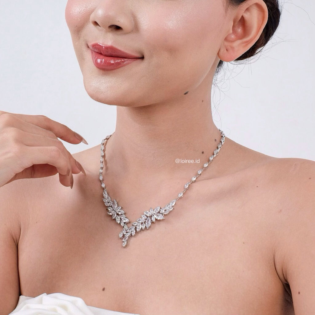 ELLOWYN Zirconia Marquise Bridal Necklace and Earrings Set - Wedding