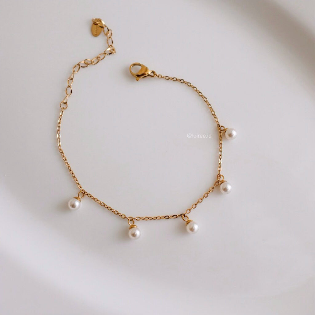 LOIREE - SHEA Pearl Chain Bracelet - Gold Plated Stainless Steel