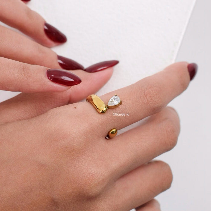 LOIREE - TOVE Teardrop Open Ring - Gold Plated Stainless Steel