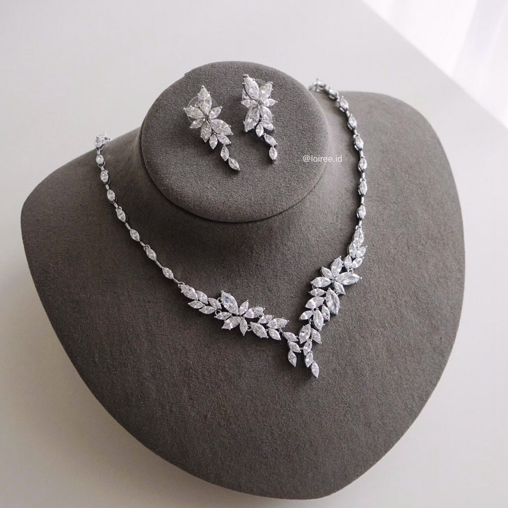 ELLOWYN Zirconia Marquise Bridal Necklace and Earrings Set - Wedding