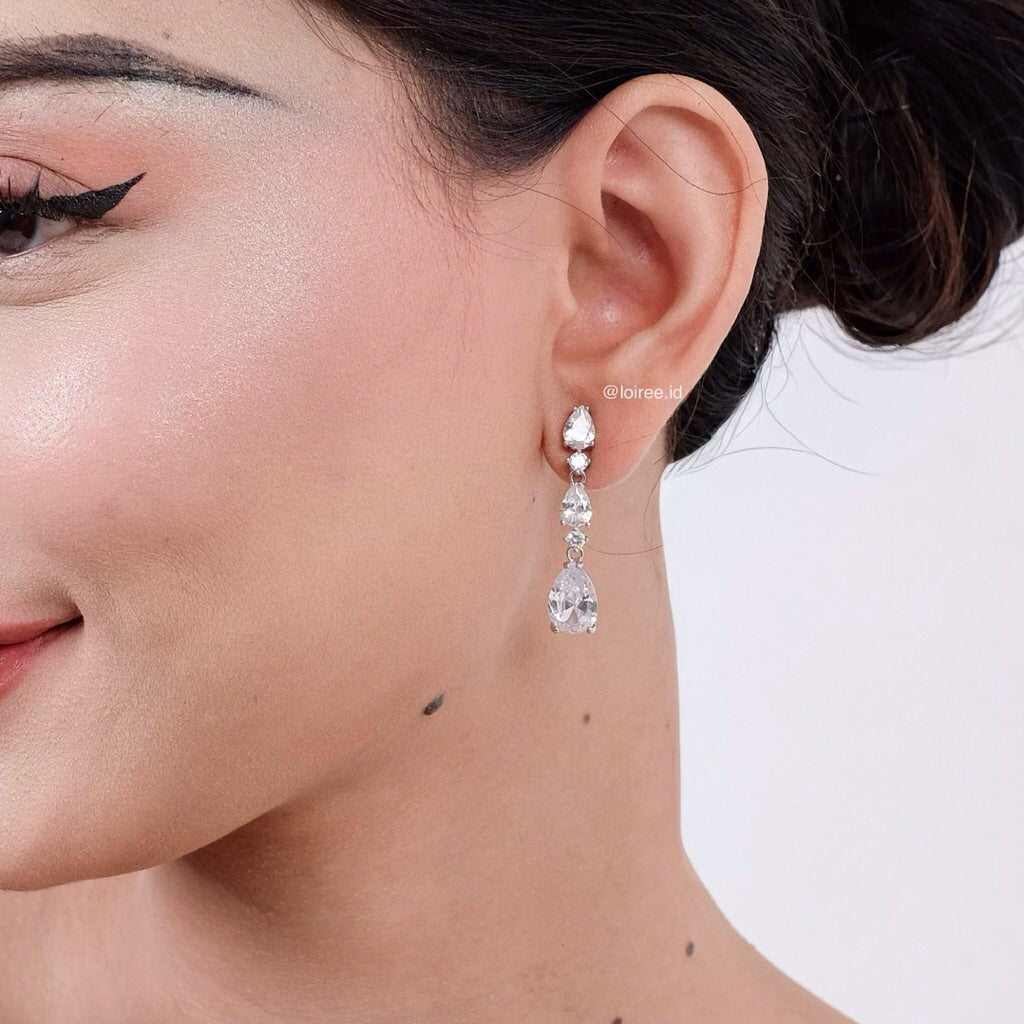 BEATRICE Zirconia Teardrop Bridal Necklace and Earrings Set - Wedding