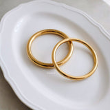 LOIREE - YORK Classic Round Bangle Bracelet - Gold Plated Stainless Steel
