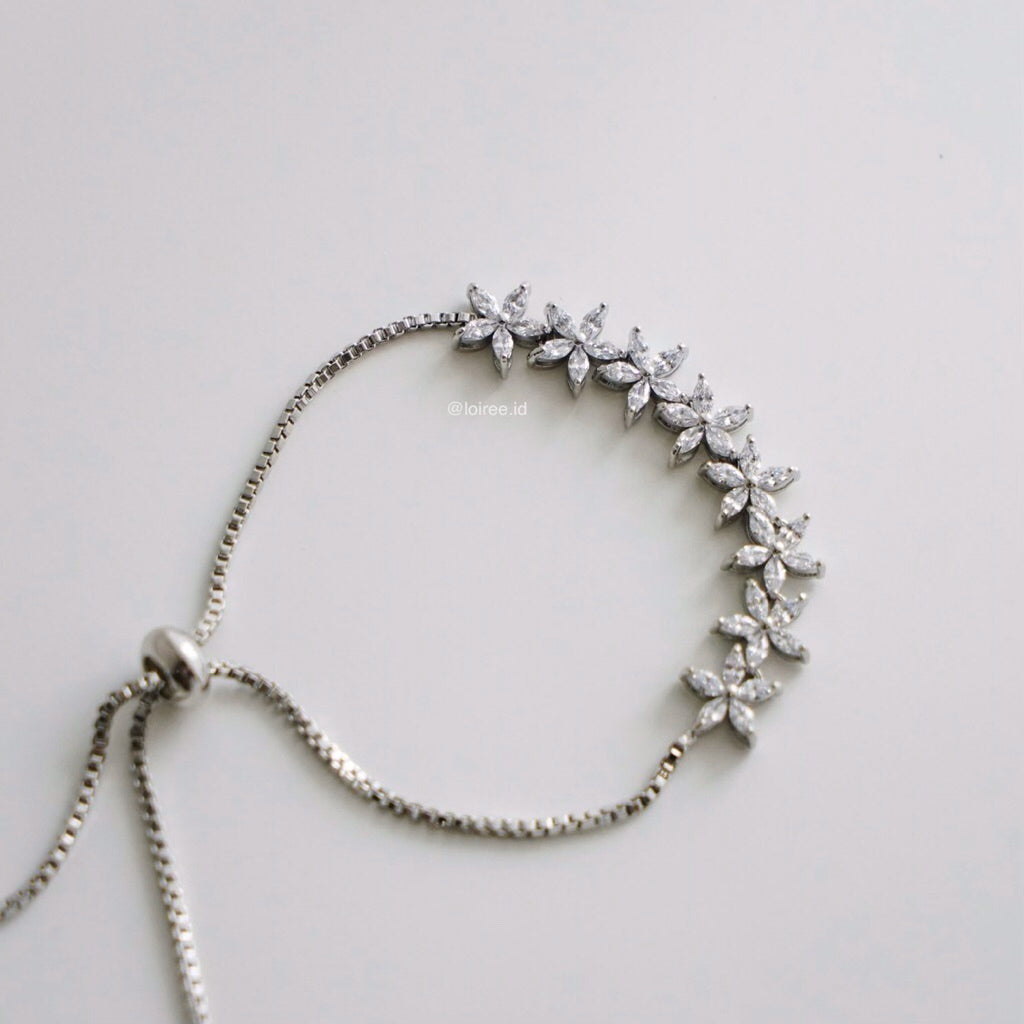 DELLA Zirconia Flower Paved Adjustable Bracelet - Wedding