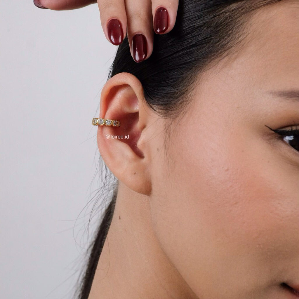 LOIREE - MARSH Zirconia Earclip Earcuff - Gold Plated Stainless Steel