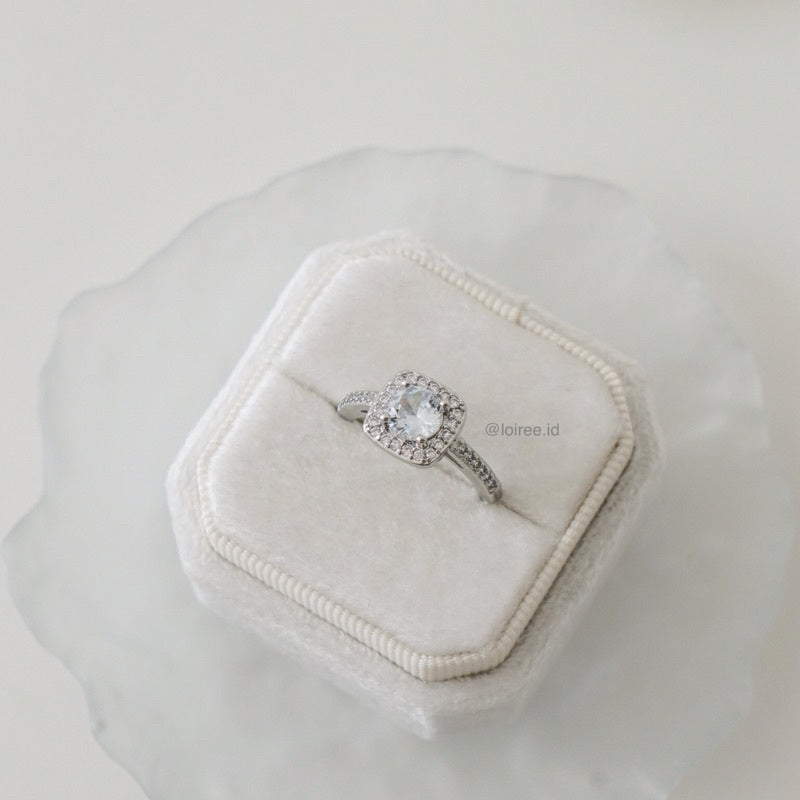 CELIN Ring - Square Cut Halo Zirconia Ring - Cincin Wanita